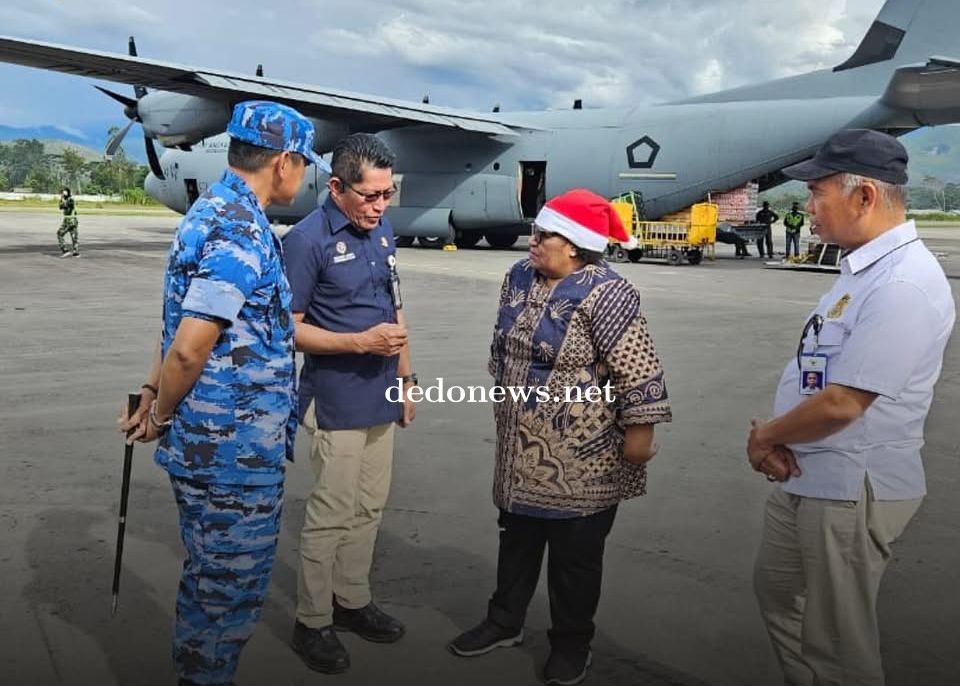 Wamendagri Ribka Haluk Tinjau Langsung Pelayanan Transportasi Udara di Papua Pegunungan